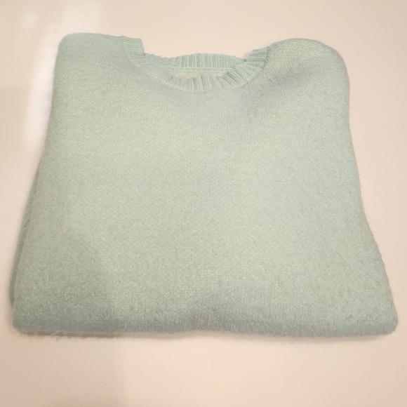 🌈Mint Green Daisy Sleeve Sweater | Super Soft Fuzzy Knit | Cozy Spring Style - Picture 11 of 12